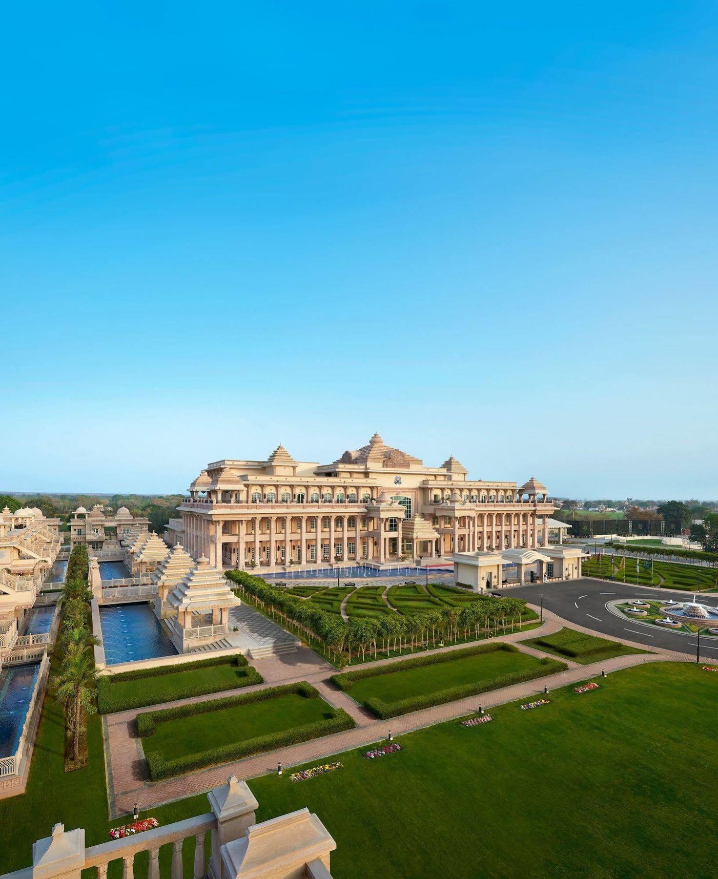 Itc Grand Bharat A Luxury Collection Resort Gurgaon Exterior photo