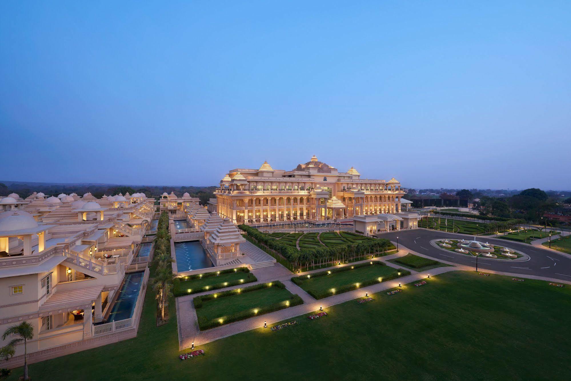 Itc Grand Bharat A Luxury Collection Resort Gurgaon Exterior photo