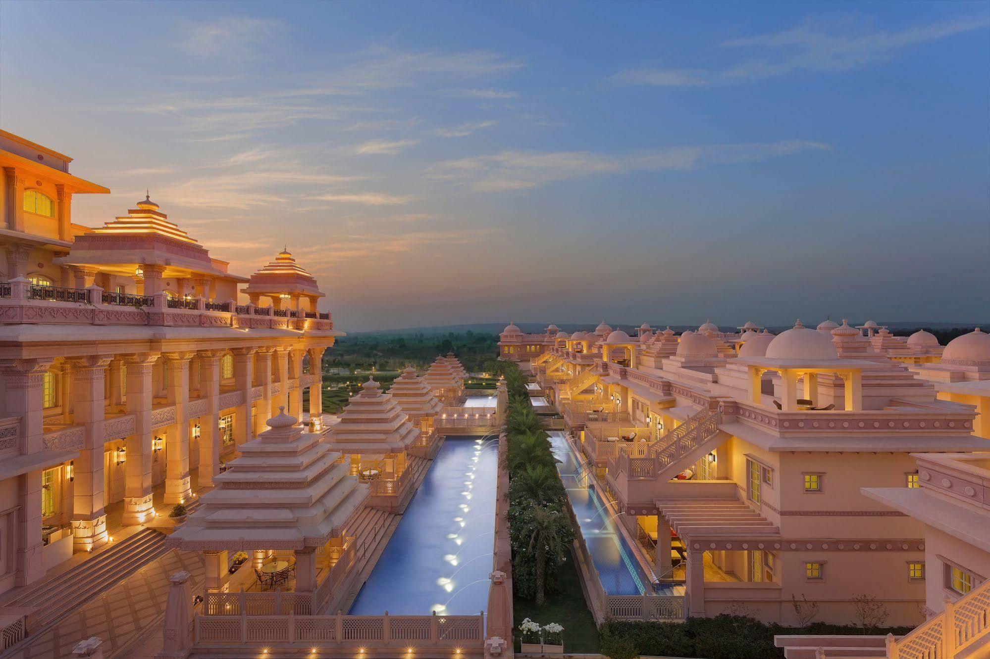 Itc Grand Bharat A Luxury Collection Resort Gurgaon Exterior photo