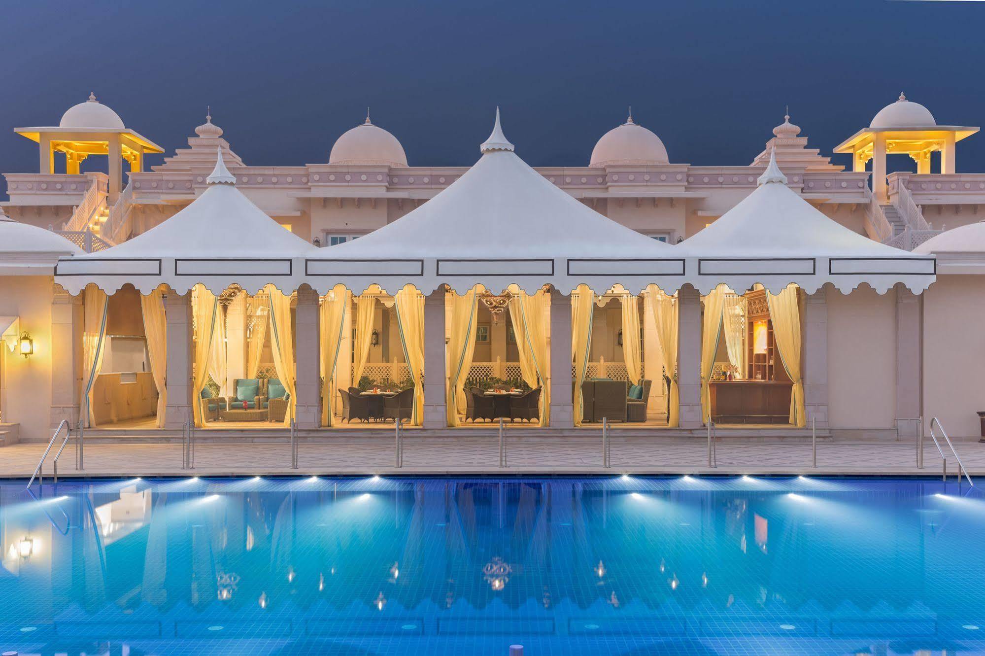 Itc Grand Bharat A Luxury Collection Resort Gurgaon Exterior photo